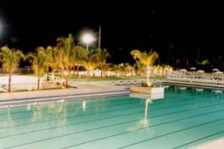 Piscina de noche